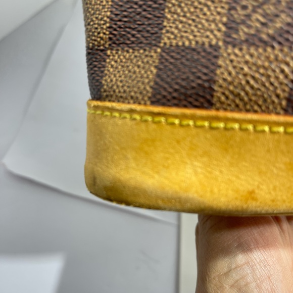 Louis Vuitton Backpack in Damier Ebene, preloved with dust bag. - Picture 6 of 16